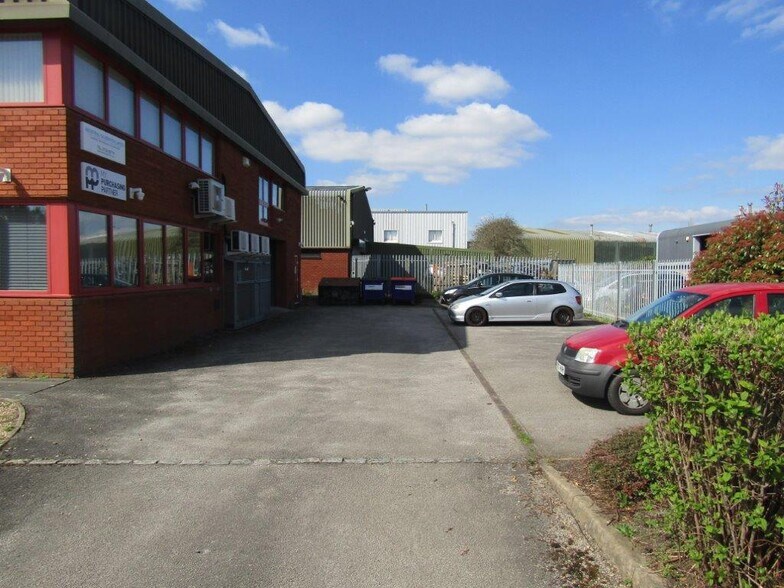 Sunbeam Rd, Kempston en alquiler - Foto del edificio - Imagen 2 de 16