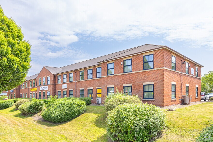 Calder Park, Wakefield en venta - Foto del edificio - Imagen 2 de 8