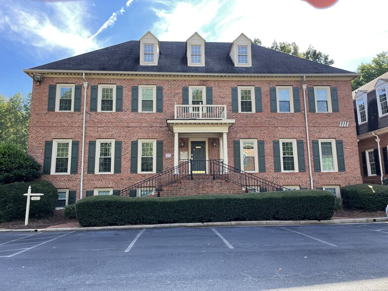 1111 Cambridge Sq, Alpharetta, GA en alquiler - Foto del edificio - Imagen 1 de 22