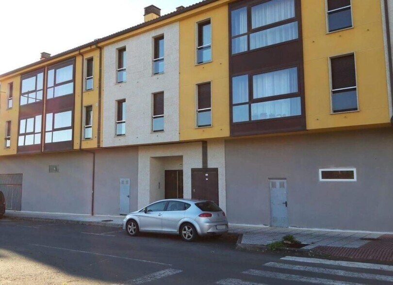 Local en Lalín en venta - Foto del edificio - Imagen 3 de 7