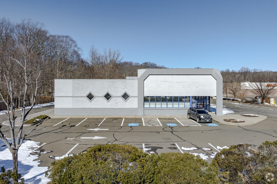 1360 Boston Post Rd, Milford, CT en alquiler - Foto del edificio - Imagen 3 de 12