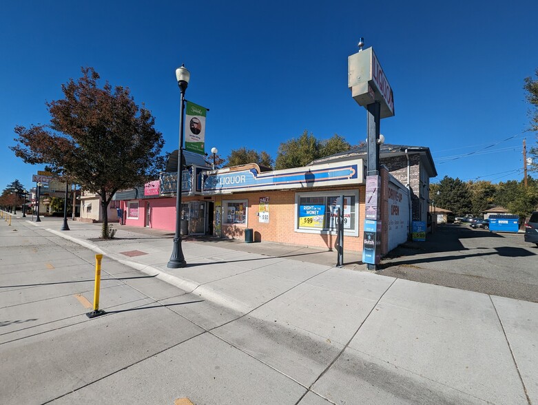 126 Victorian Ave, Sparks, NV en venta - Foto del edificio - Imagen 2 de 15