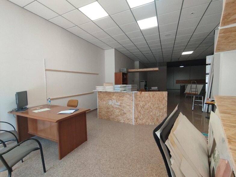 Local en Elche, Alicante en alquiler - Foto del interior - Imagen 2 de 9