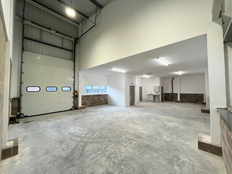 1-9 Winchester Hl, Romsey en venta - Foto del edificio - Imagen 2 de 22