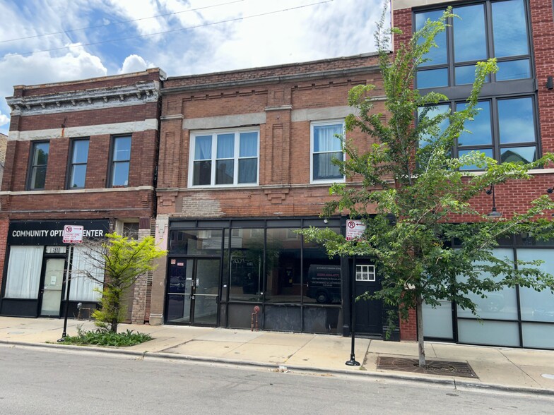 2882 N Milwaukee Ave, Chicago, IL en alquiler - Foto del edificio - Imagen 3 de 12