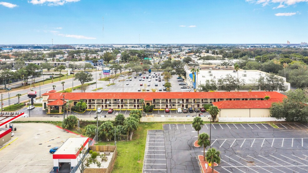 8296 S Orange Blossom Trl, Orlando, FL en venta - Foto del edificio - Imagen 3 de 15