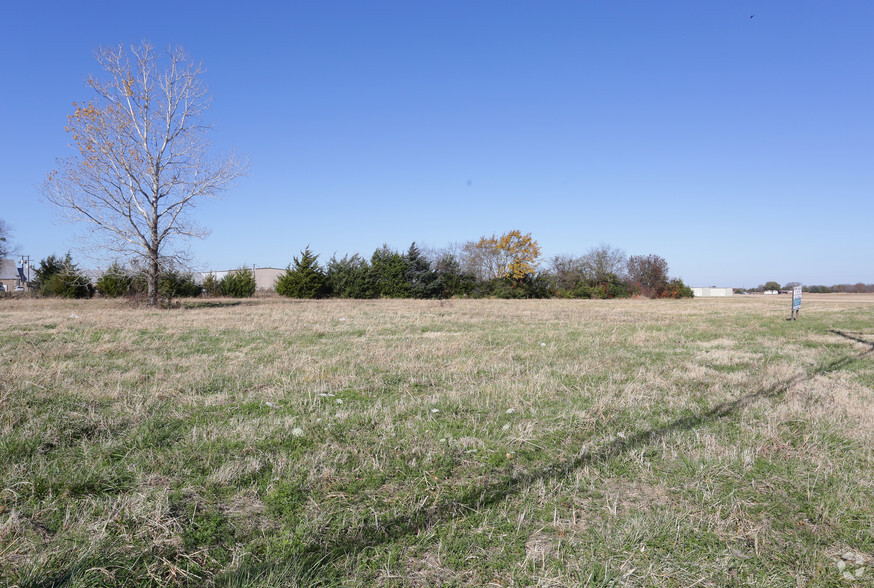 2525 N Center St, Bonham, TX en alquiler - Foto principal - Imagen 1 de 2