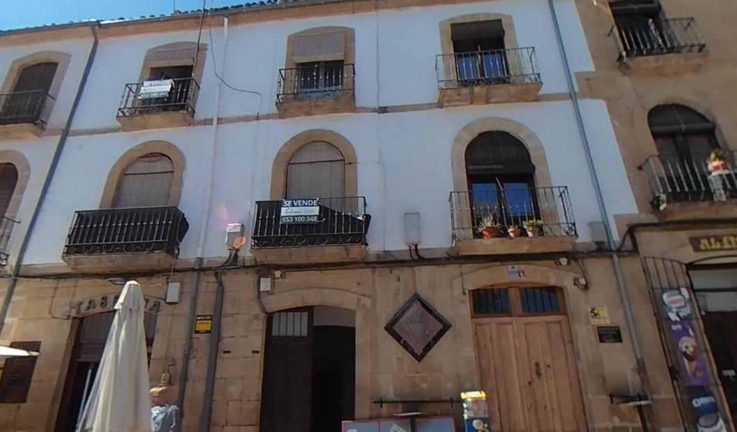Plaza Primero de Mayo, 32, Úbeda, Jaén en venta Foto principal- Imagen 1 de 15