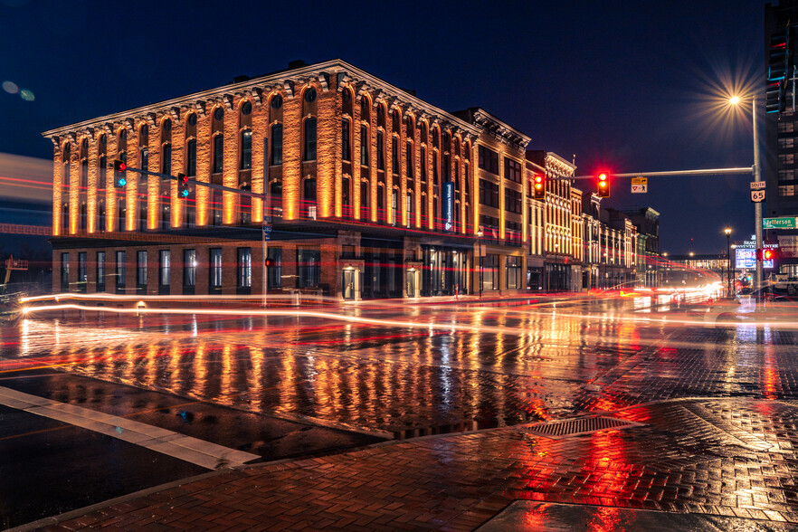 100-152 N Summit St, Toledo, OH en alquiler - Foto del edificio - Imagen 1 de 5