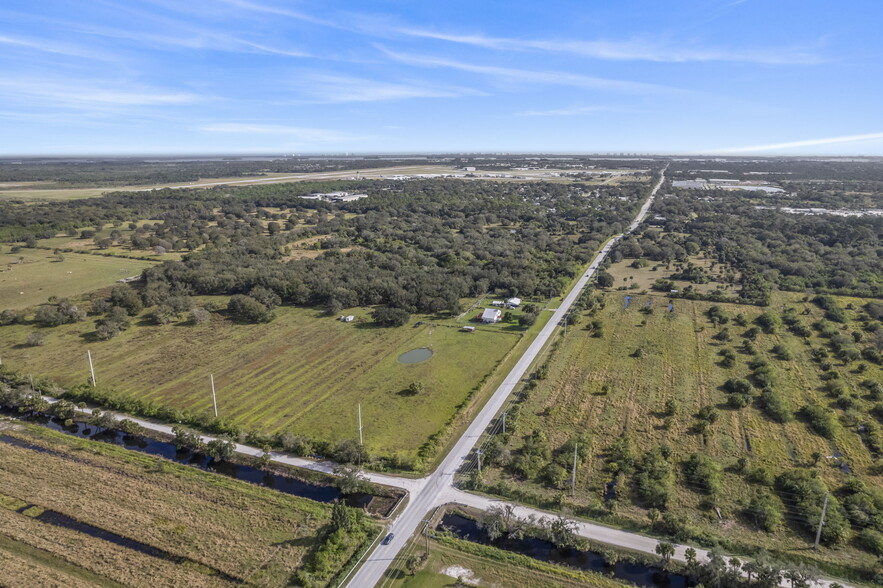 6102 Saint Lucie Blvd, Fort Pierce, FL en venta - Foto del edificio - Imagen 3 de 21