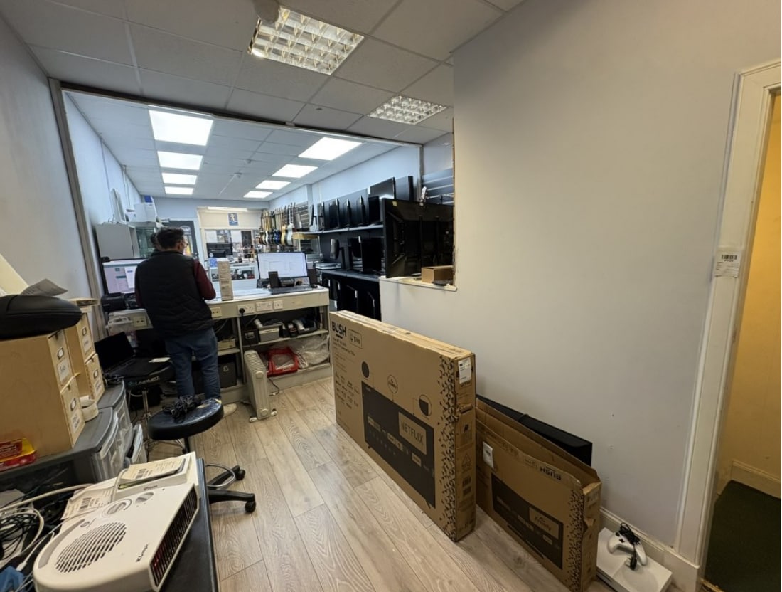 63 Elm Row, Edinburgh, EDH EH7 4AQ - Unidad 63 -  - Foto del interior - Image 1 of 2