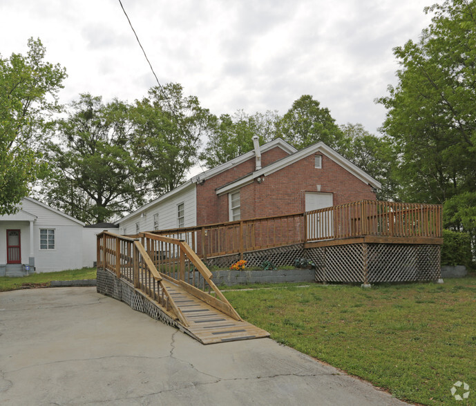 319 Aldridge Ave, Scottdale, GA en venta - Foto del edificio - Imagen 2 de 24