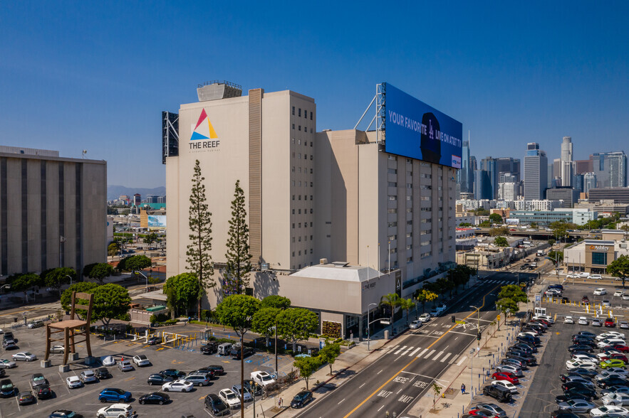 1933 S Broadway, Los Angeles, CA en alquiler - Foto del edificio - Imagen 1 de 5