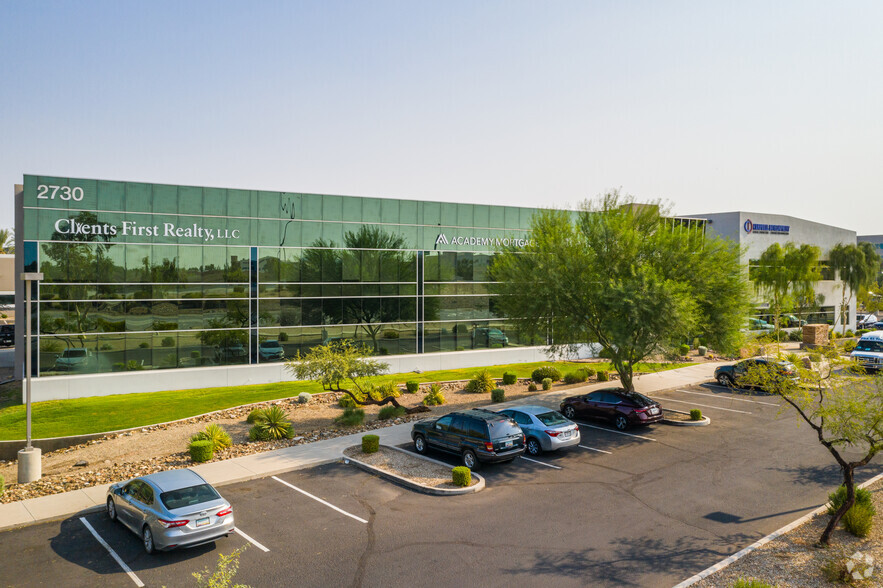 2730 W Agua Fria Fwy, Phoenix, AZ en alquiler - Foto del edificio - Imagen 2 de 6