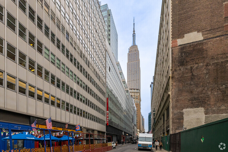 112 W 34th St, New York, NY en alquiler - Foto del edificio - Imagen 2 de 7