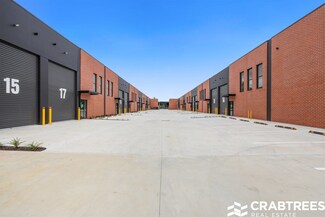 Más detalles de 8-12 Natalia Ave, Oakleigh South - Nave en alquiler