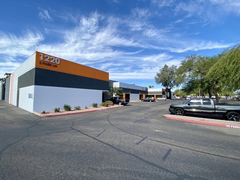 2425 W 12th St, Tempe, AZ en alquiler - Foto del edificio - Imagen 2 de 6