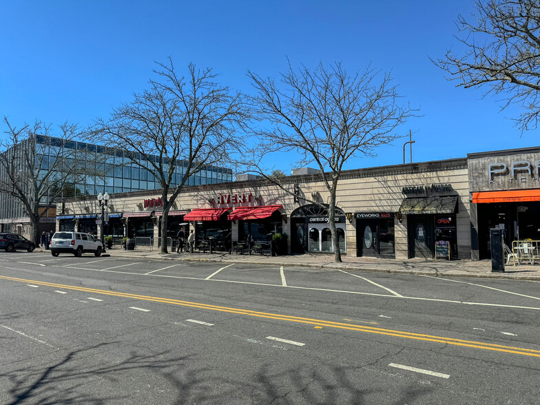 27-39 LaSalle Rd, West Hartford, CT en alquiler - Foto del edificio - Imagen 2 de 6