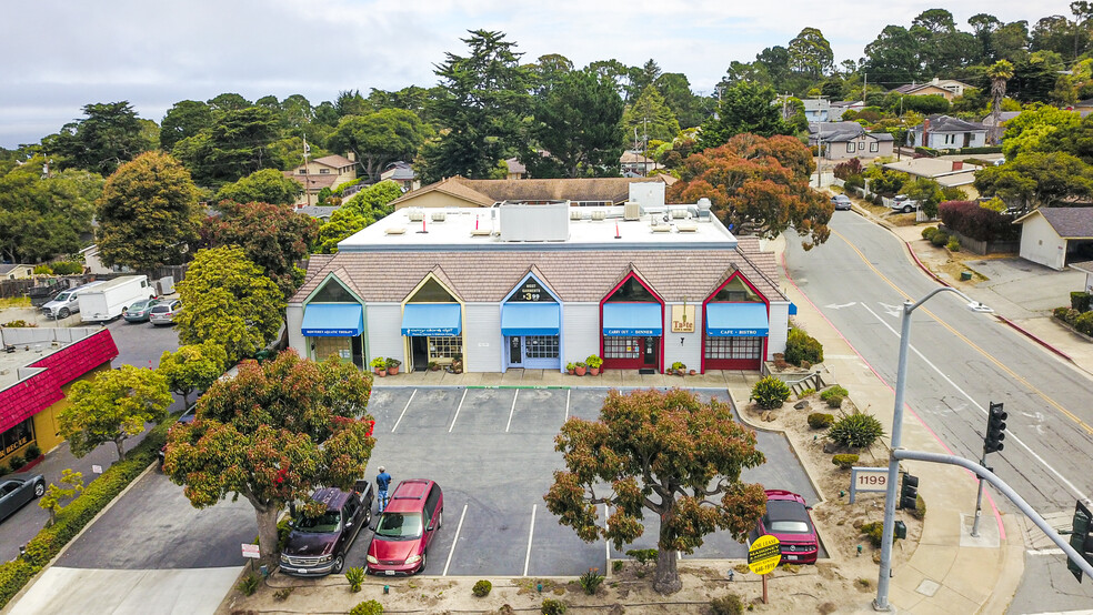 1199 Forest Ave, Pacific Grove, CA en alquiler - Foto del edificio - Imagen 1 de 7