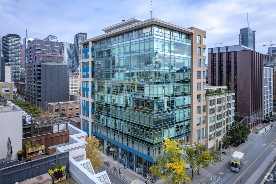 477 Richmond St W, Toronto, ON en alquiler - Foto principal - Imagen 1 de 6