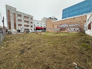 Más detalles de Calle Miguel Yuste, 27, Madrid - Terreno en venta