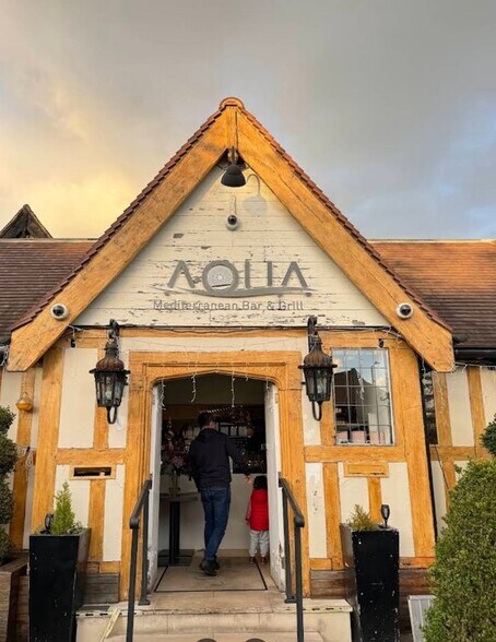 Station Sq, Orpington en alquiler - Foto del edificio - Imagen 3 de 4