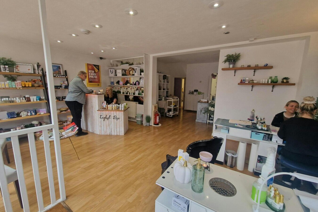 31-33A Church St, Basingstoke, HAM RG21 7QT - Unidad 31 -  - Foto del interior - Image 1 of 5