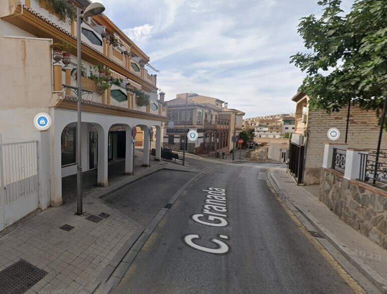 Calle Granada, 15, Huétor Vega, Granada en venta - Foto del edificio - Imagen 2 de 5