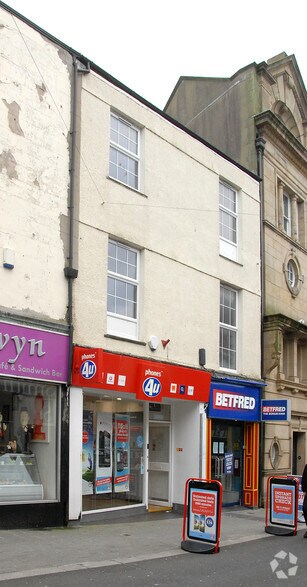 2-4 Pool St, Caernarfon en venta - Foto del edificio - Imagen 2 de 4