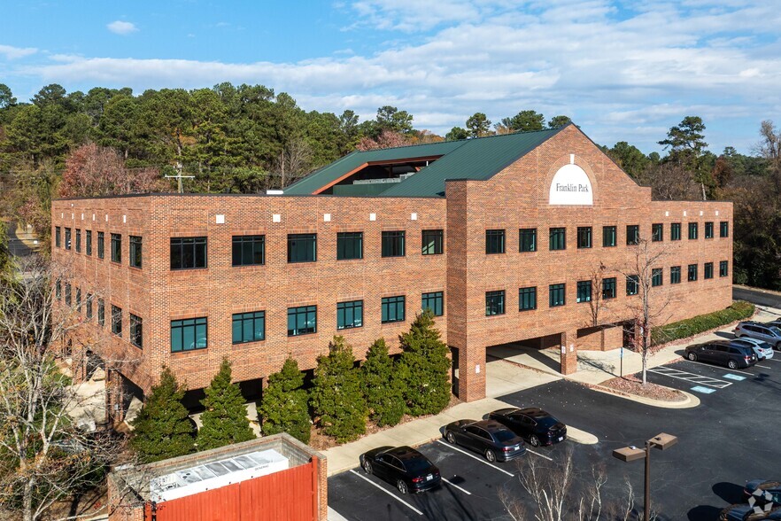 1516 E Franklin St, Chapel Hill, NC en alquiler - Foto del edificio - Imagen 1 de 6