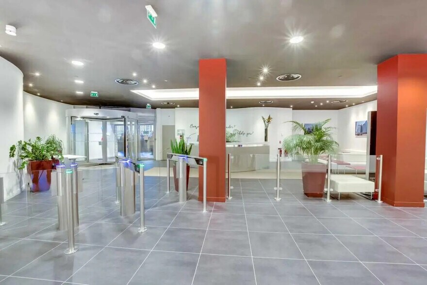 1 Avenue Du Général De Gaulle, Puteaux en alquiler - Foto del edificio - Imagen 2 de 24