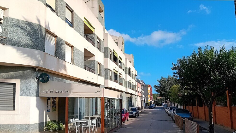 Edificio residencial en Alcalà de Xivert, Castellón en venta - Foto del edificio - Imagen 2 de 3