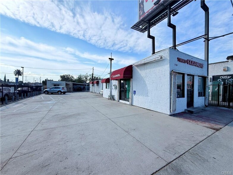 7758-7760 Garvey Ave, Rosemead, CA en venta - Foto del edificio - Imagen 2 de 6