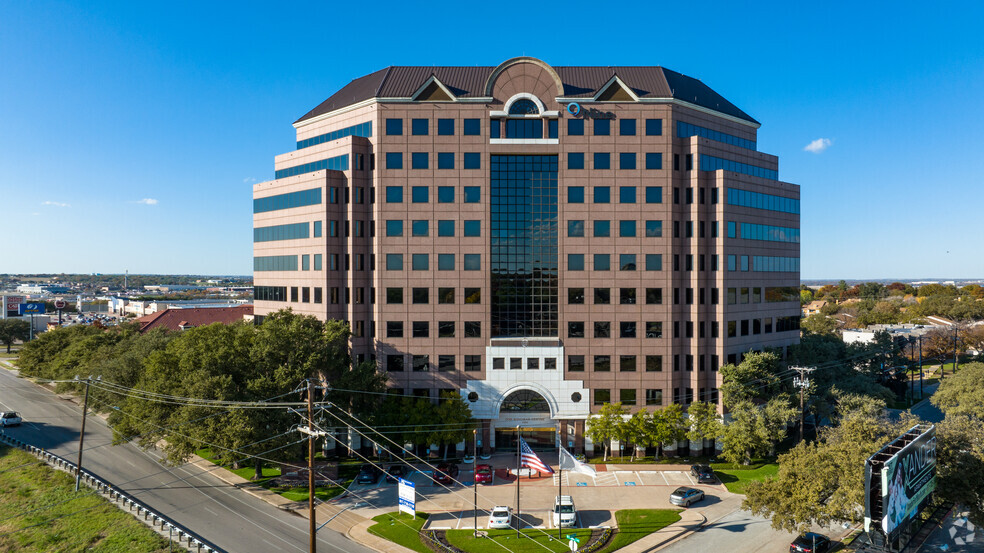 6500 West Fwy, Fort Worth, TX en alquiler - Foto del edificio - Imagen 1 de 9