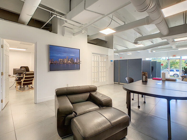 777 SE 20th St, Fort Lauderdale, FL en alquiler - Foto del interior - Imagen 2 de 57