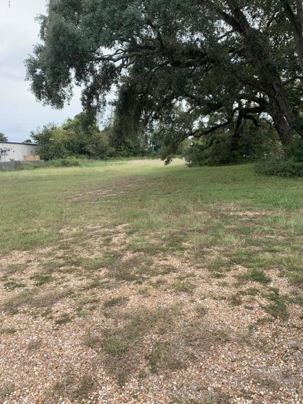 1851 Pass Rd, Biloxi, MS en venta - Otros - Imagen 2 de 8