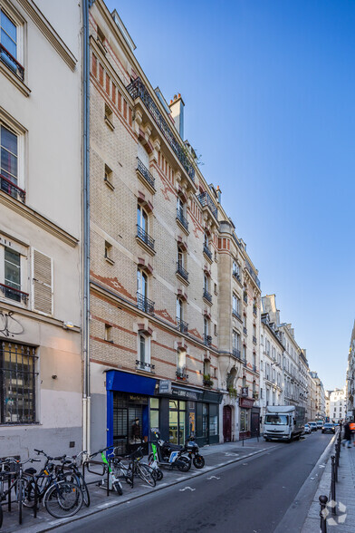 Edificio residencial en Paris en venta - Foto principal - Imagen 1 de 2