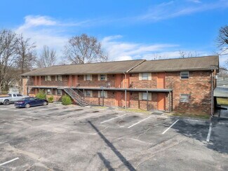 Más detalles de 4700 Upchurch Rd, Knoxville, TN - Edificio residencial​ en venta