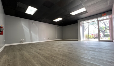 12225 SW 128th St, Miami, FL en alquiler Foto del interior- Imagen 1 de 6