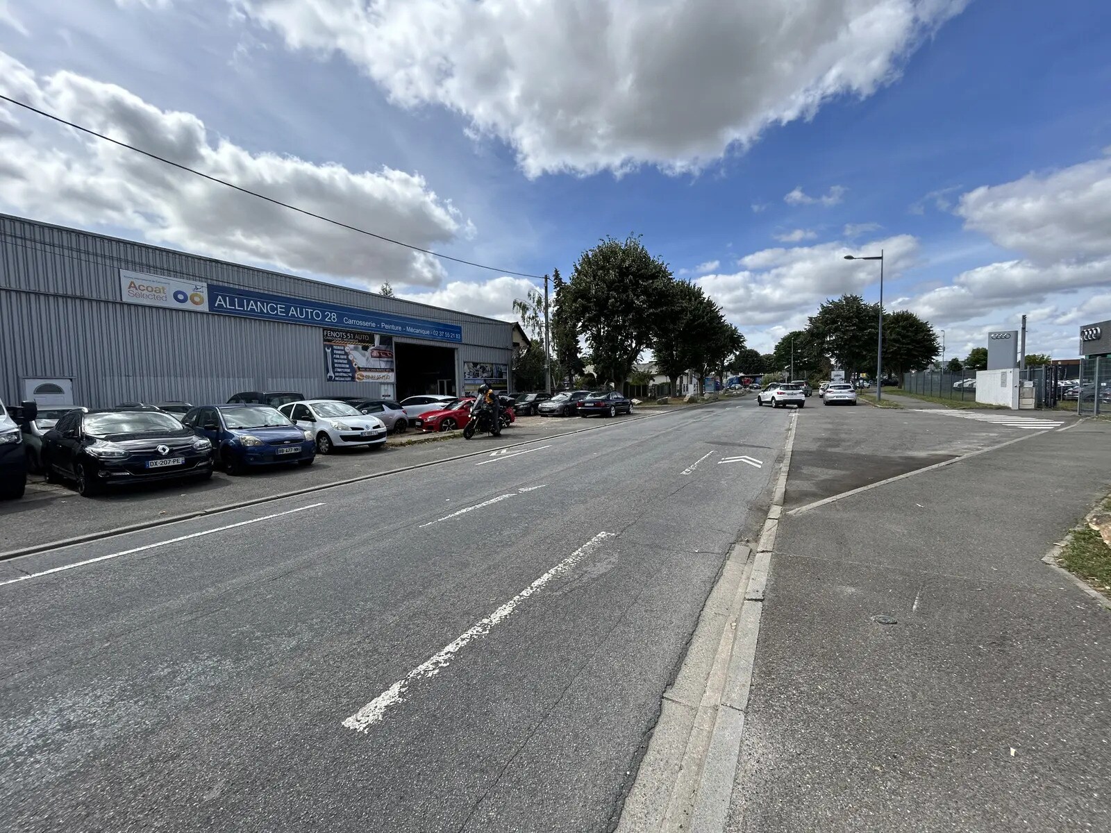 51 Avenue Des Fenots, Dreux en venta Foto del edificio- Imagen 1 de 9