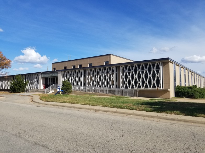 616 SE Jefferson St, Topeka, KS en alquiler - Foto del edificio - Imagen 1 de 15