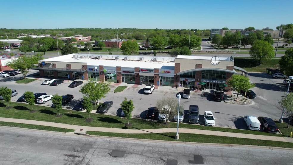 13750 S Blackbob Rd, Olathe, KS en alquiler - Vídeo de anuncio comercial - Imagen 2 de 13