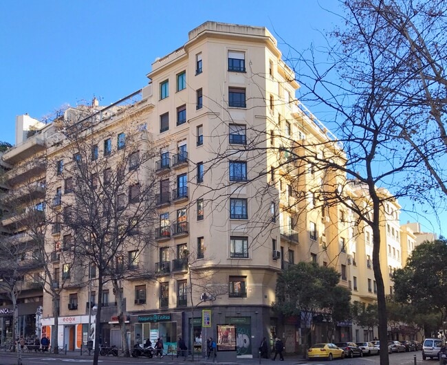 Más detalles de Calle Acuerdo, Madrid - Local en alquiler