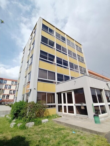 2 Avenue Du Groupe Manouchian, Vitry-sur-Seine en venta - Foto del edificio - Imagen 2 de 3