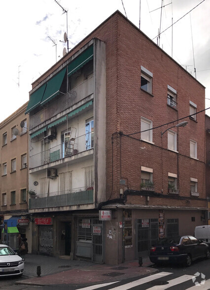 Calle De La Huerta De Castañeda, 38, Madrid, Madrid en venta - Foto del edificio - Imagen 2 de 2