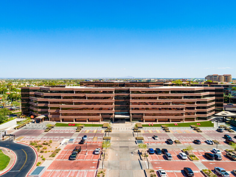 4800 N Scottsdale Rd, Scottsdale, AZ en alquiler - Foto del edificio - Imagen 1 de 3