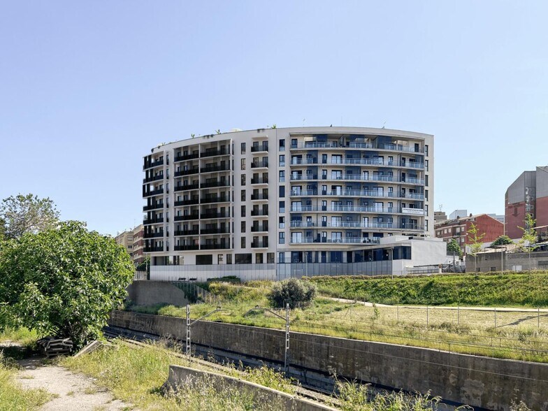 Local en Granollers, Barcelona en alquiler - Foto del edificio - Imagen 2 de 4