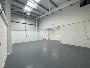 Ferry Ln, Rainham en alquiler Foto del interior- Imagen 2 de 3