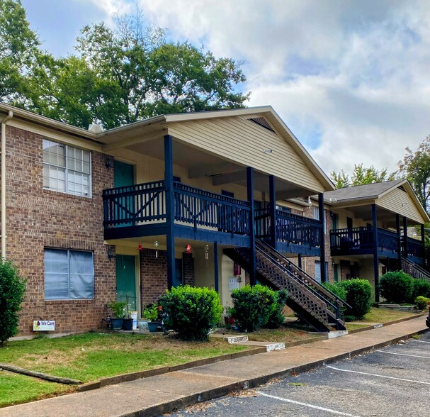 204 W Gooch St, Palestine, TX en venta - Foto del edificio - Imagen 2 de 14