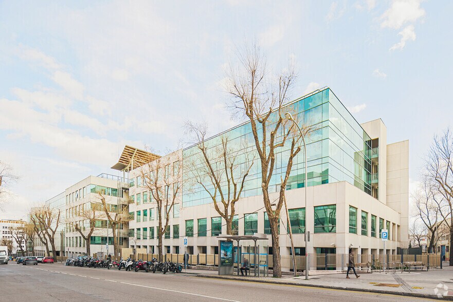 Calle Julián Camarillo, 6A, Madrid, Madrid en venta - Foto principal - Imagen 1 de 1